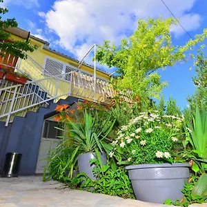  Apartamento Veky 3