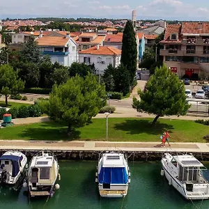 Benelux , Zadar Kroatië
