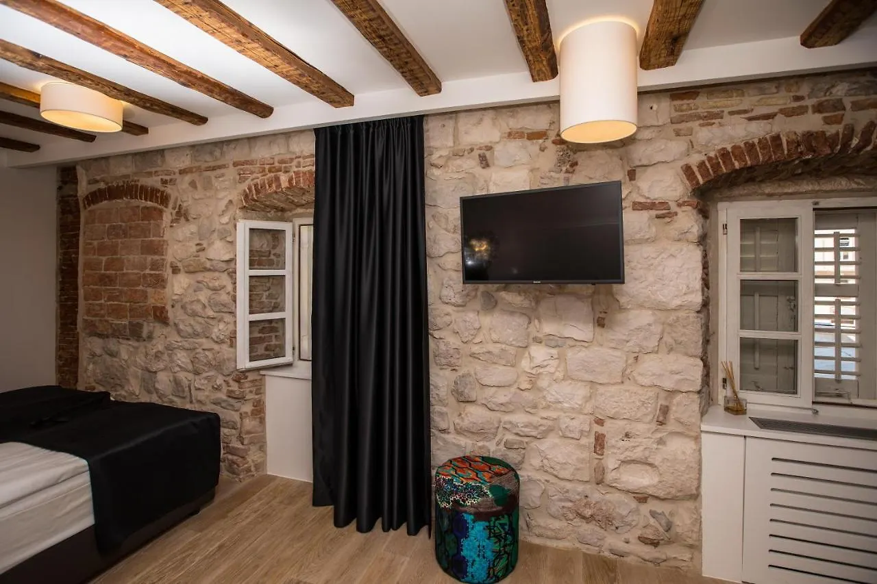 Spalato Luxury Rooms Bed & Breakfast Split